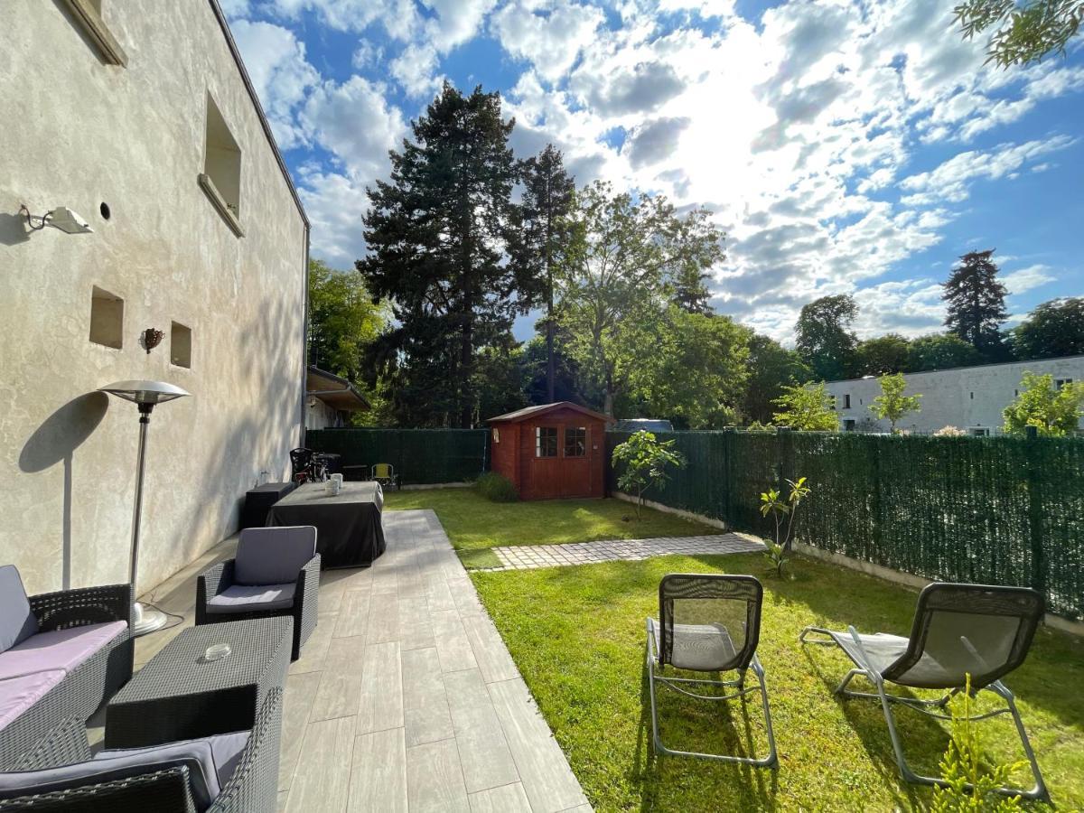 Maison Avec Vue Sur Le Chateau Orleans Bagian luar foto