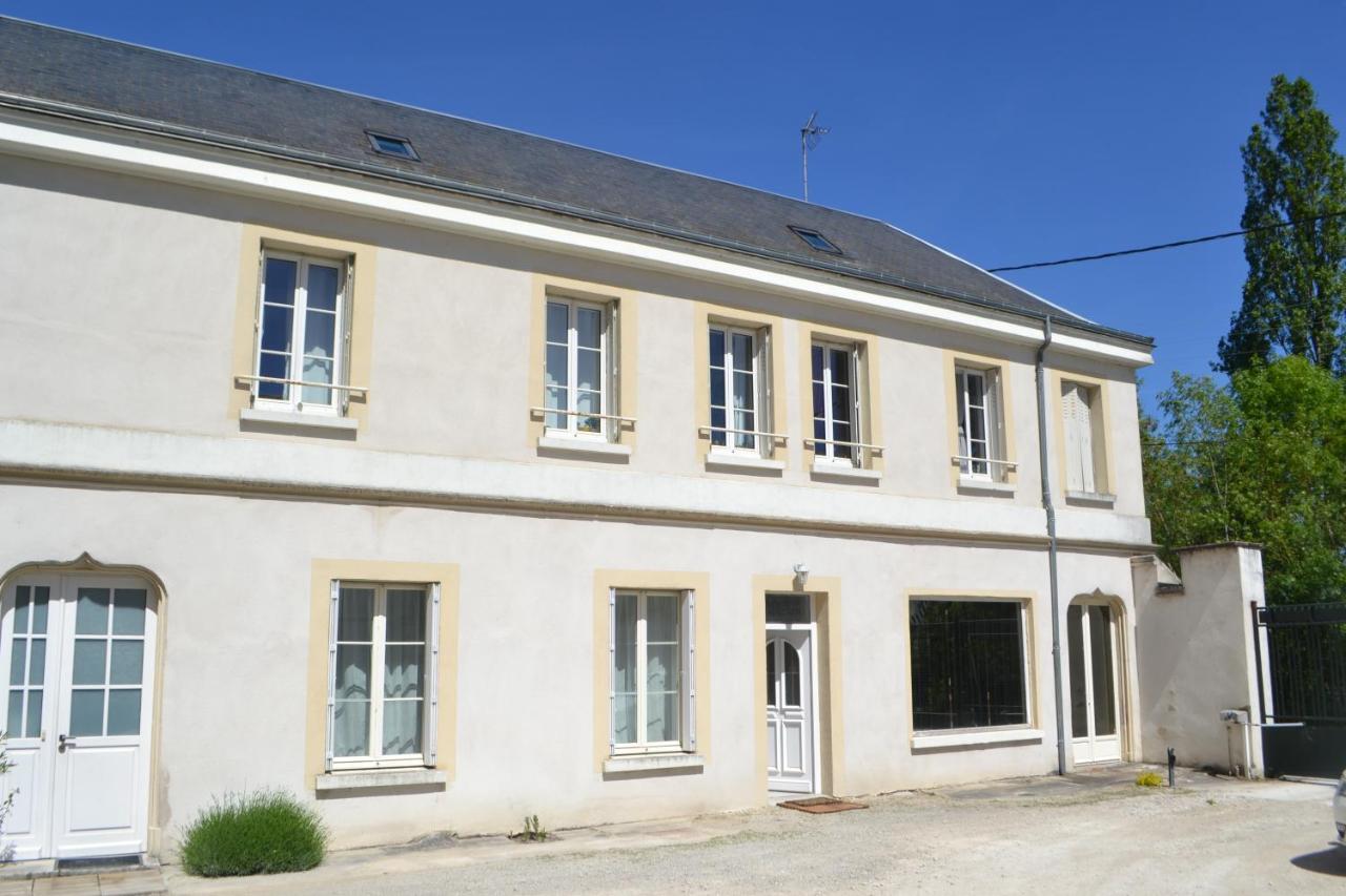 Maison Avec Vue Sur Le Chateau Orleans Bagian luar foto
